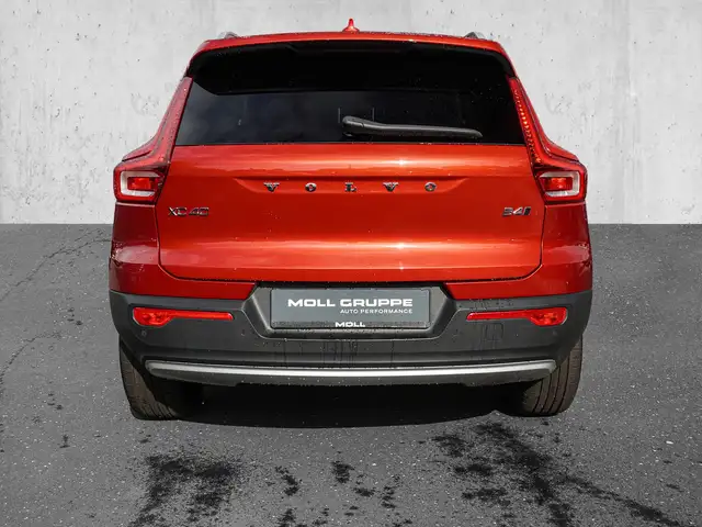 Volvo XC40 view 6