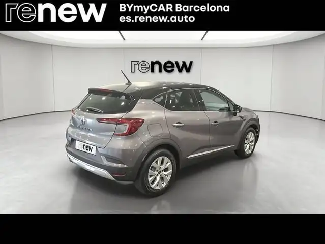 Renault Captur view 3