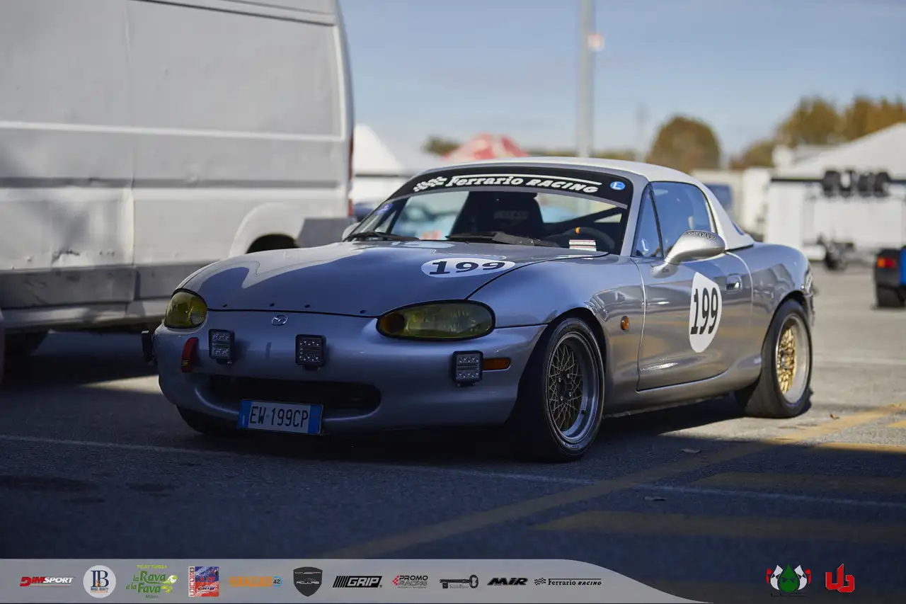 Mazda MX-5 1.8i 16v, foto 4