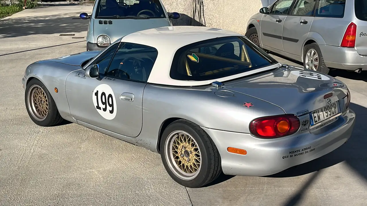 Mazda MX-5 1.8i 16v, foto 6