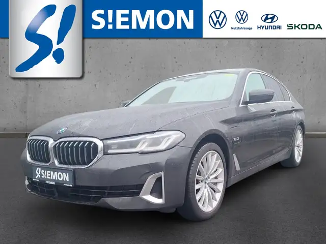 BMW 545 e Luxury Line xDrive HUD Navi Leder Digitales Cock