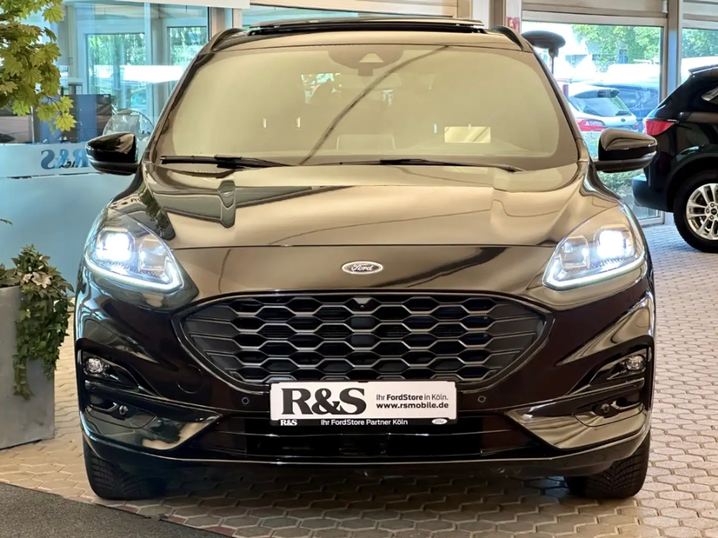 Ford Kuga ST-Line X+Automatik+Pano+Head-Up+Kamera Zwart - 2