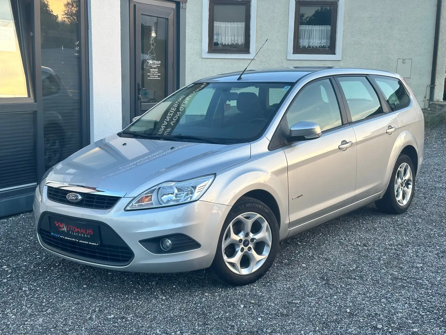 Ford Focus Style*WENIG KM* Grau - 1