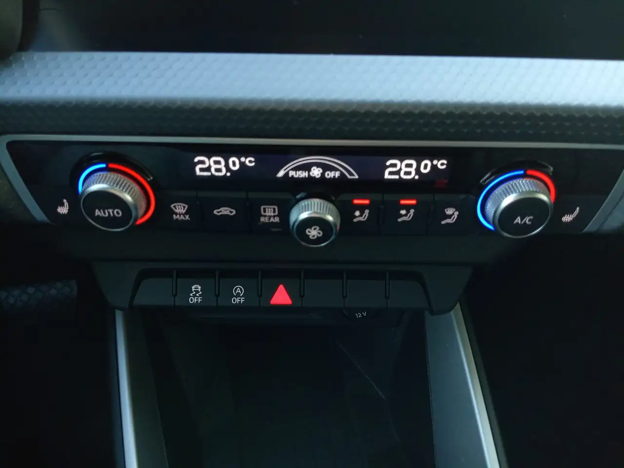 Audi A1 SPB 25 TFSI S tronic S line edition 8