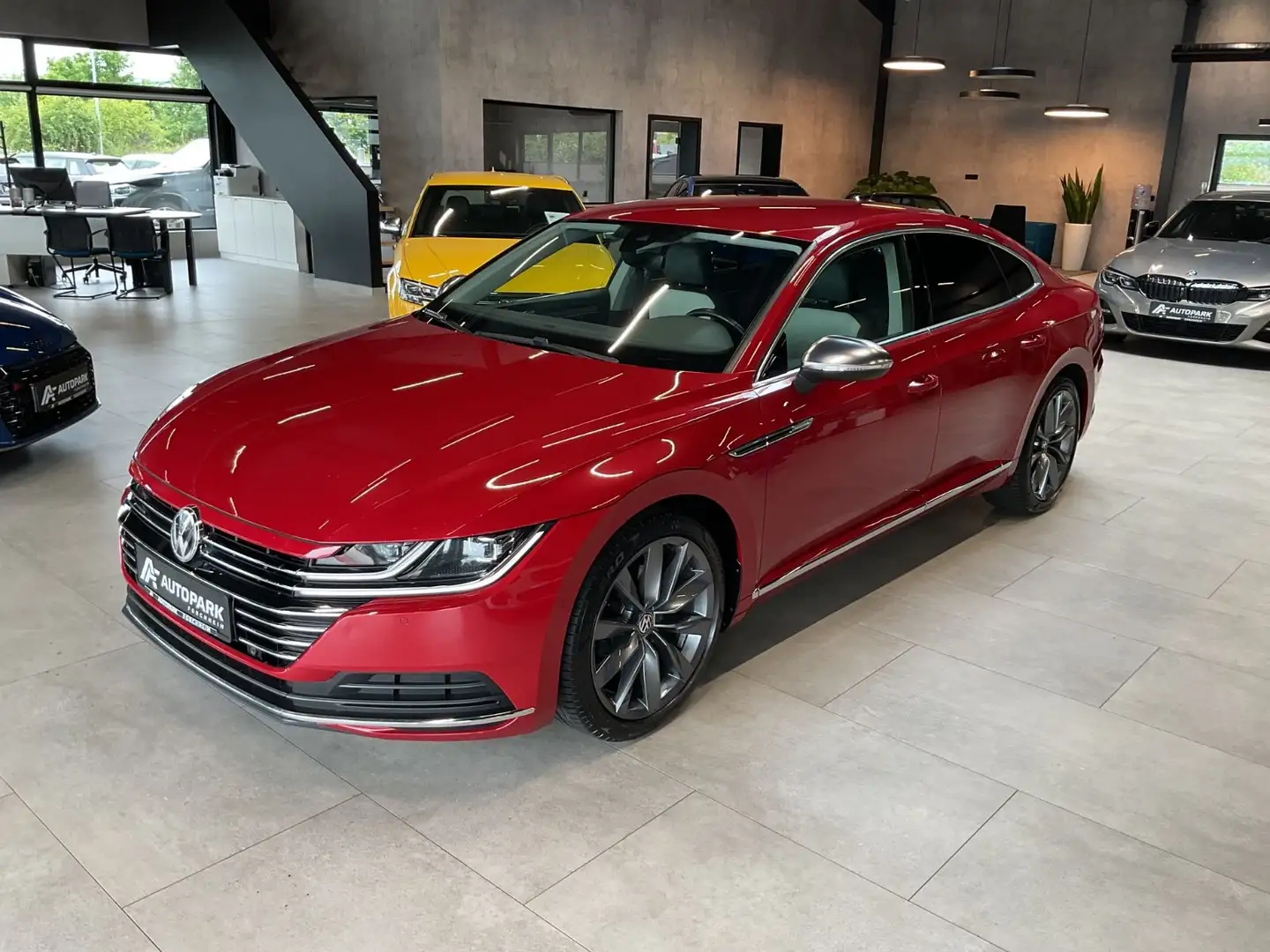 Volkswagen Arteon Elegance 4Motion Kamera Keyless LED Navi Rot - 1