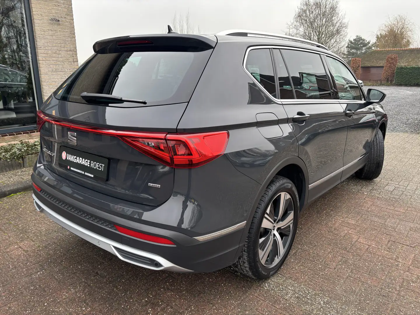 SEAT Tarraco 1.4 TSI e-Hybrid PHEV Xperience Automaat Full LED Grau - 2