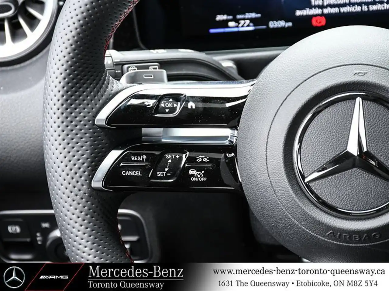 Mercedes-Benz EQB снимка Mercedes-Benz EQB