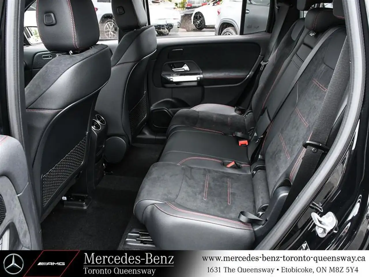 Mercedes-Benz EQB снимка Mercedes-Benz EQB