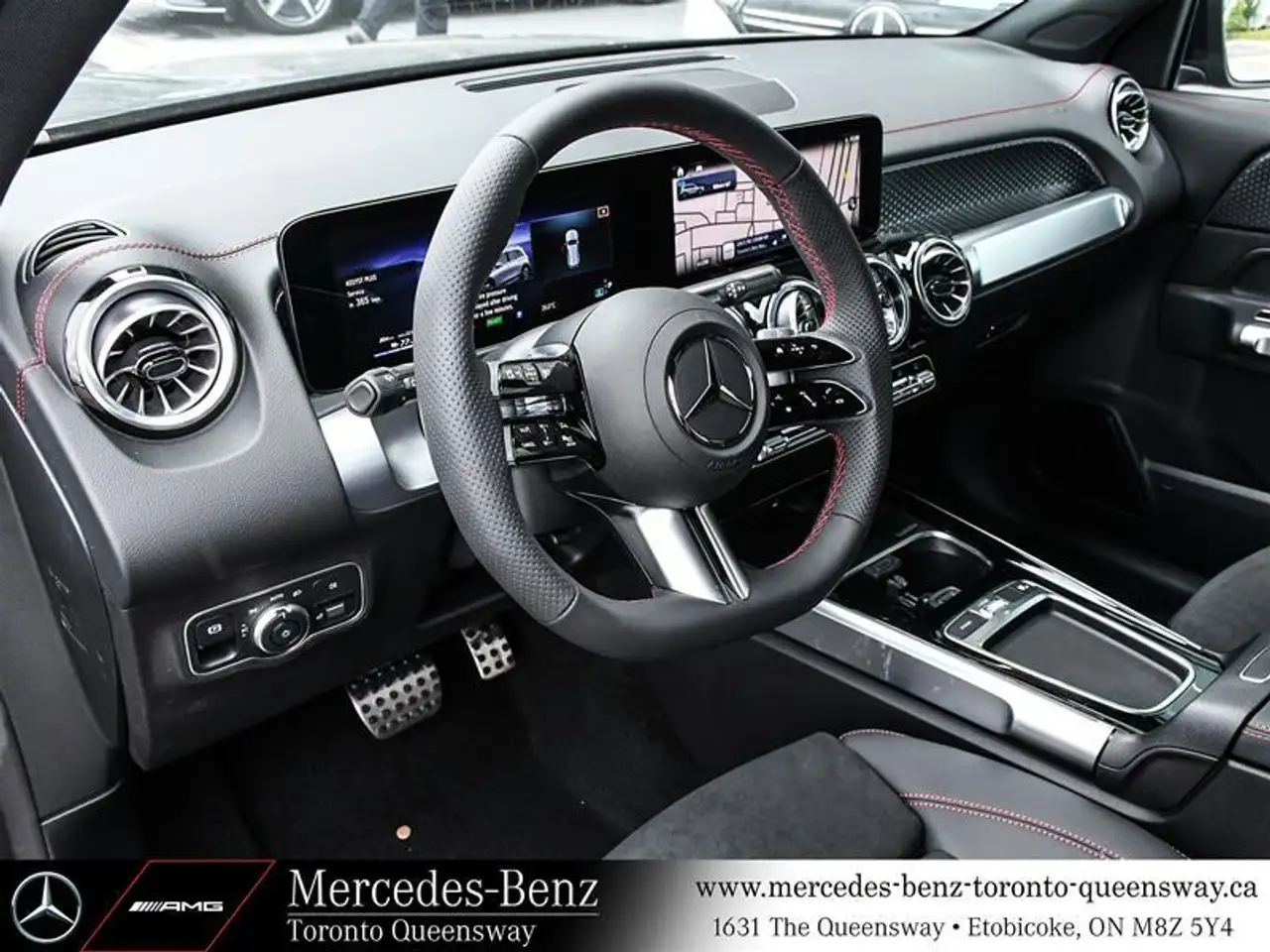 Mercedes-Benz EQB снимка Mercedes-Benz EQB