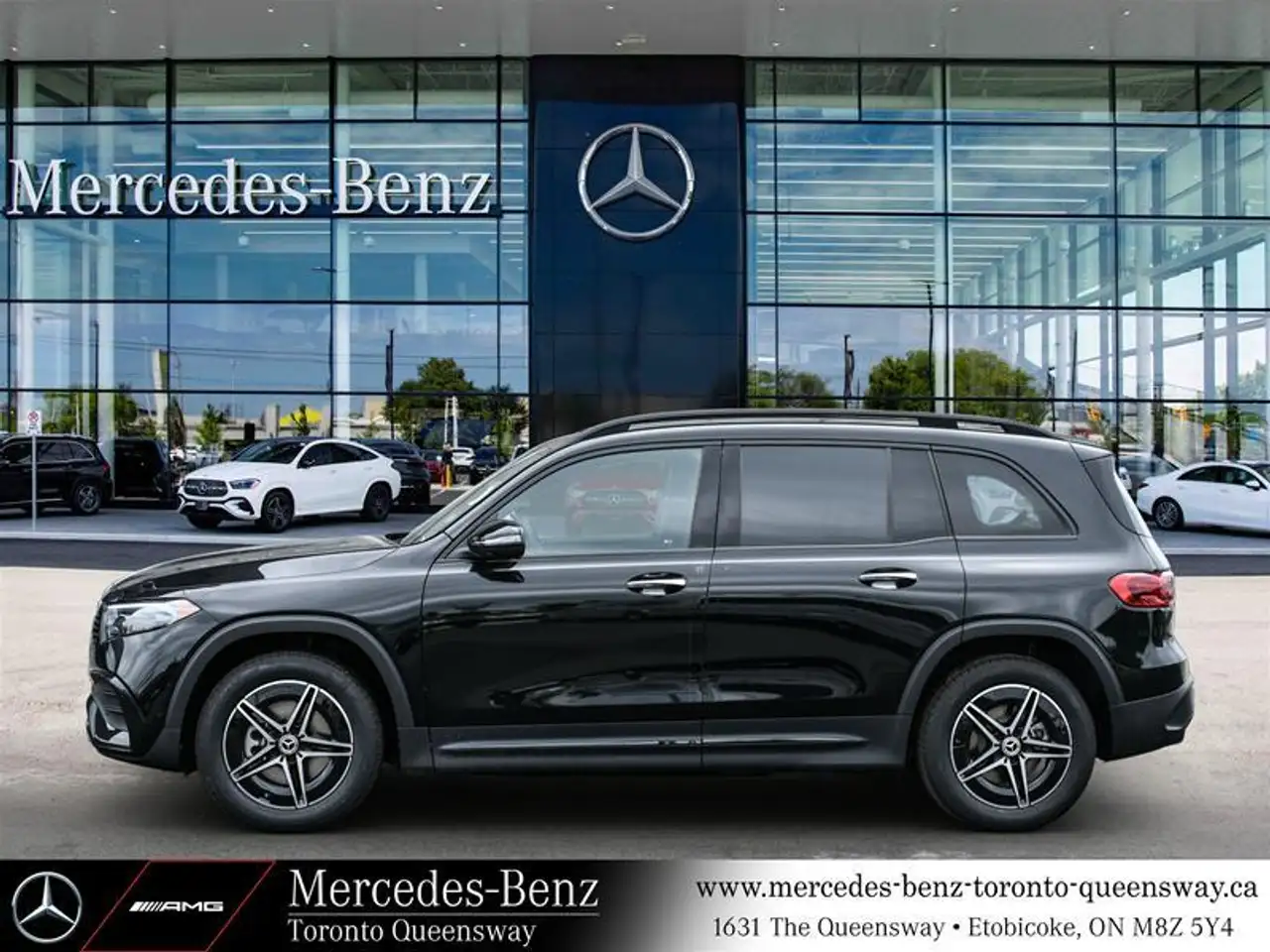 Mercedes-Benz EQB снимка Mercedes-Benz EQB