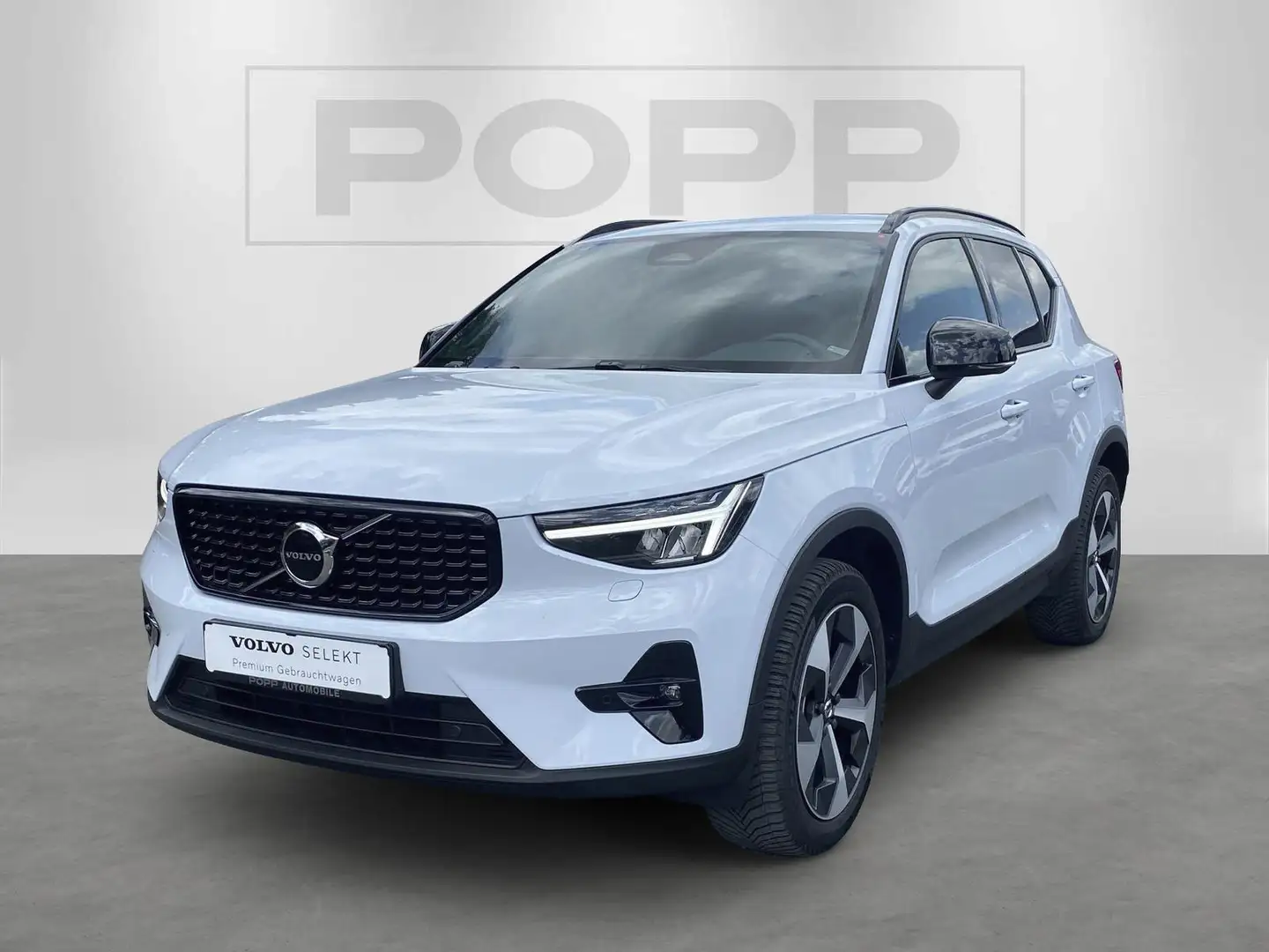 Volvo XC40 B3 FWD Plus Dark 19" ACC FSH H&K LED SHZ Bleu - 1