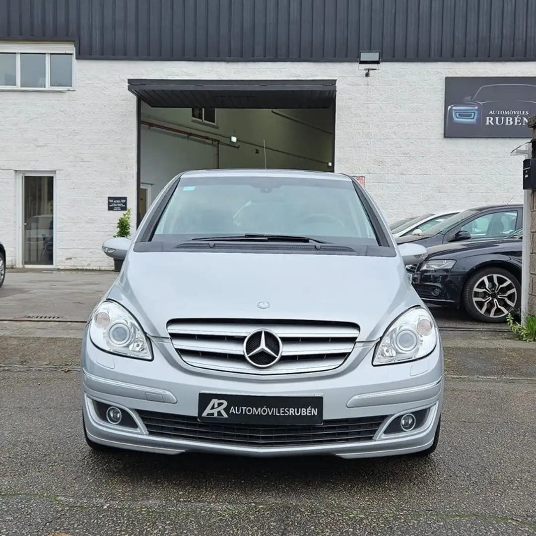 Mercedes-Benz B 180 CDI Grau - 2
