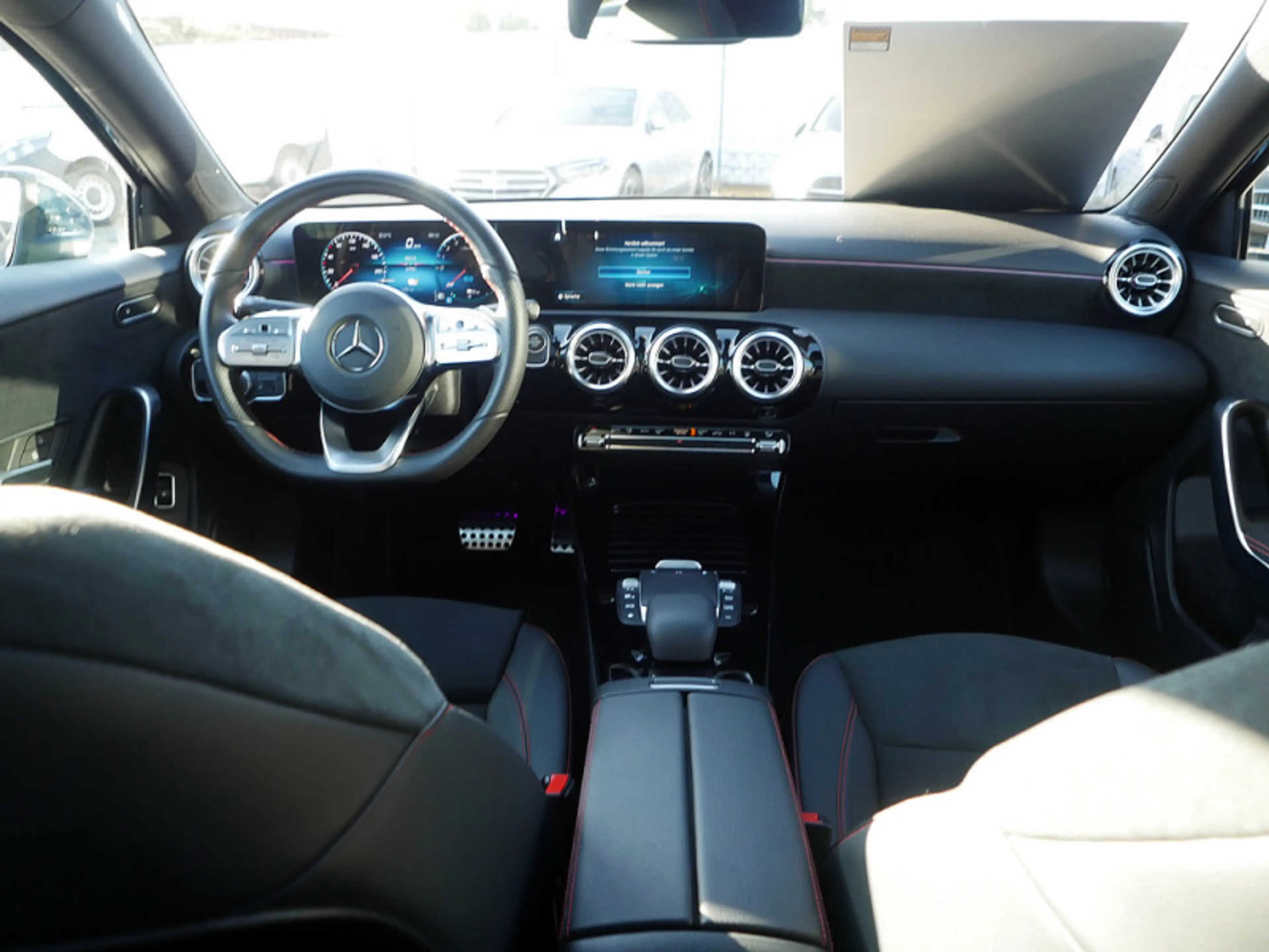 Mercedes-Benz A 250 e  AMG MULTI 360 KAMERA PANO SPUR PDC SHD — photo 10