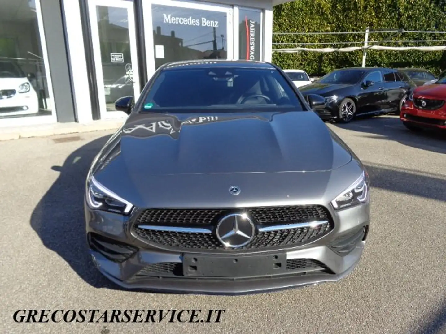 Mercedes-Benz CLA 200 Shooting Brake Premium Automatic AMG Luci64colori Grigio - 2