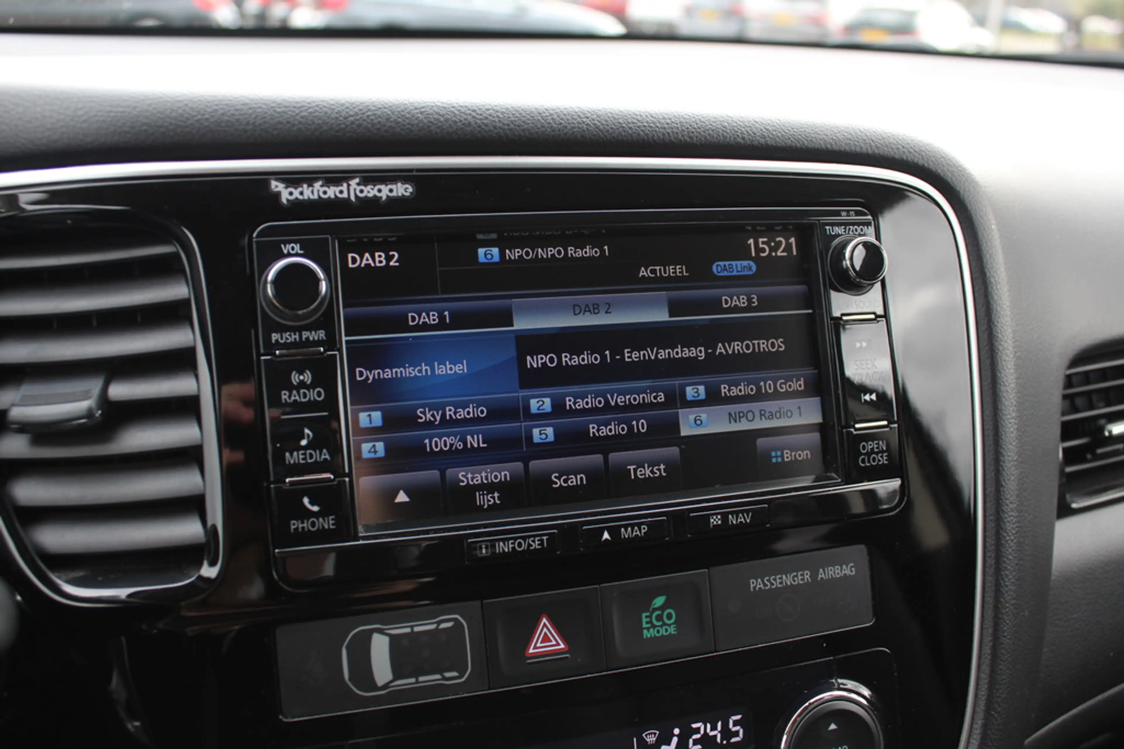 Mitsubishi Outlander 2.0 Instyle 7p. / Trekhaak / Camera / Leder / Navi — photo 16
