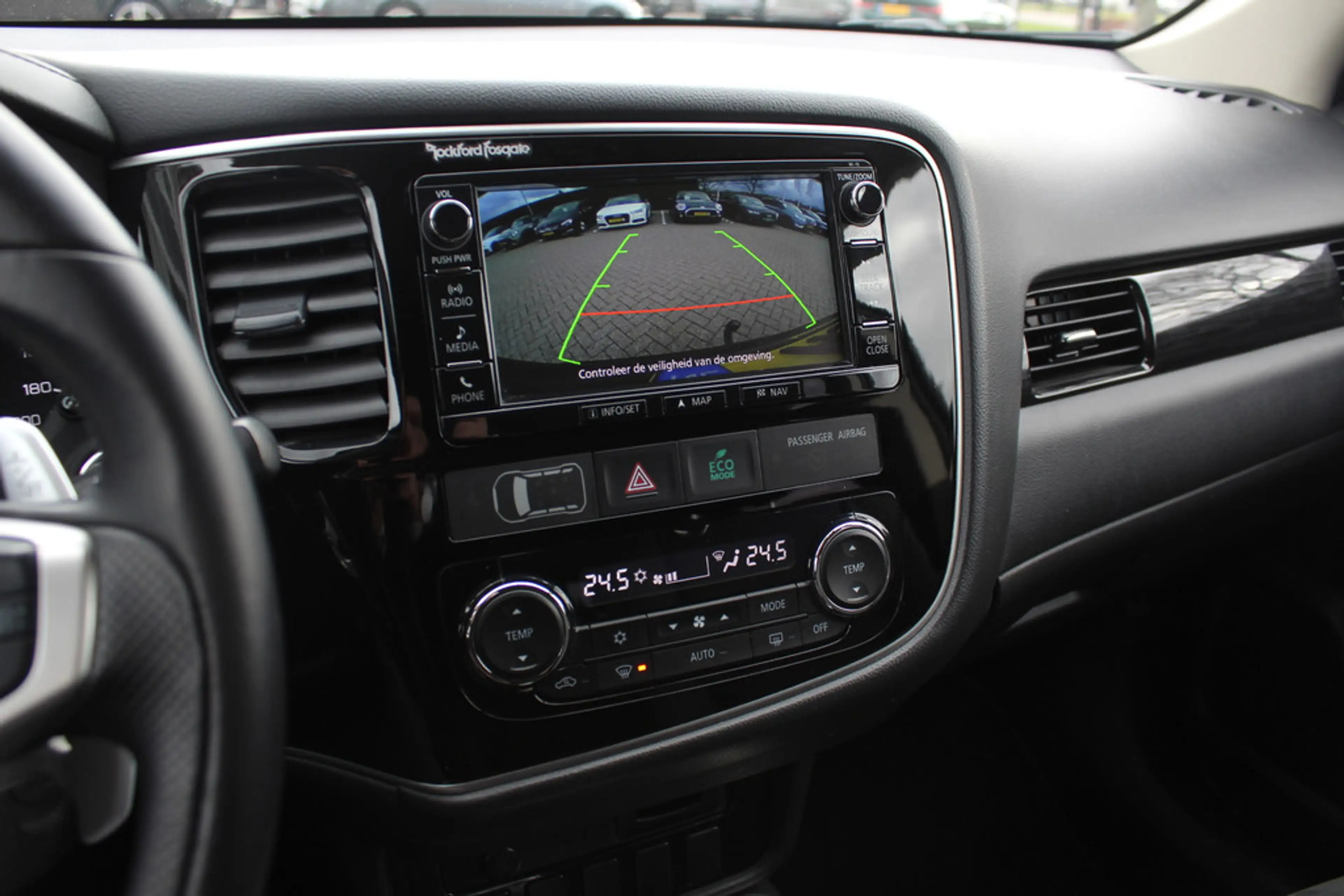 Mitsubishi Outlander 2.0 Instyle 7p. / Trekhaak / Camera / Leder / Navi — photo 13