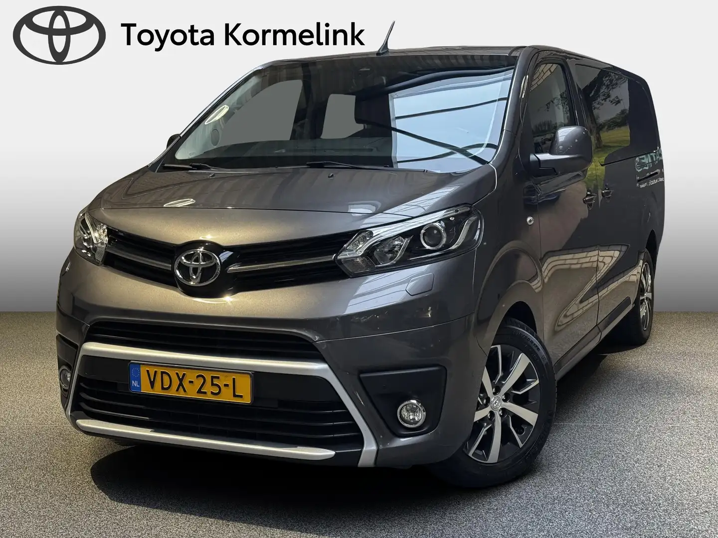 Toyota Proace Worker 2.0 D-4D Dynamic Long DC Verso automaat Grijs - 1