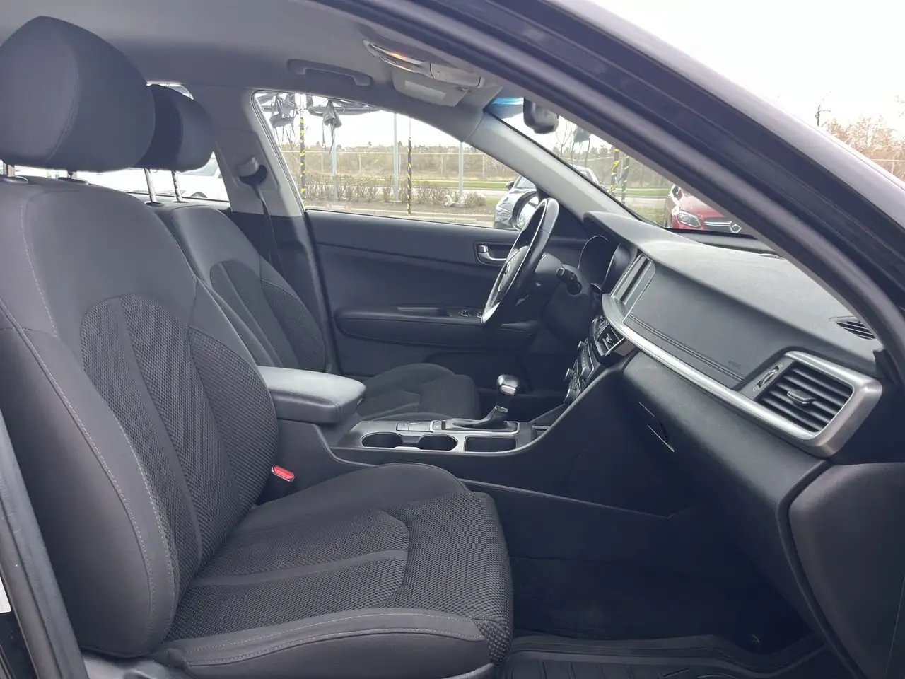 Kia Optima снимка Kia Optima