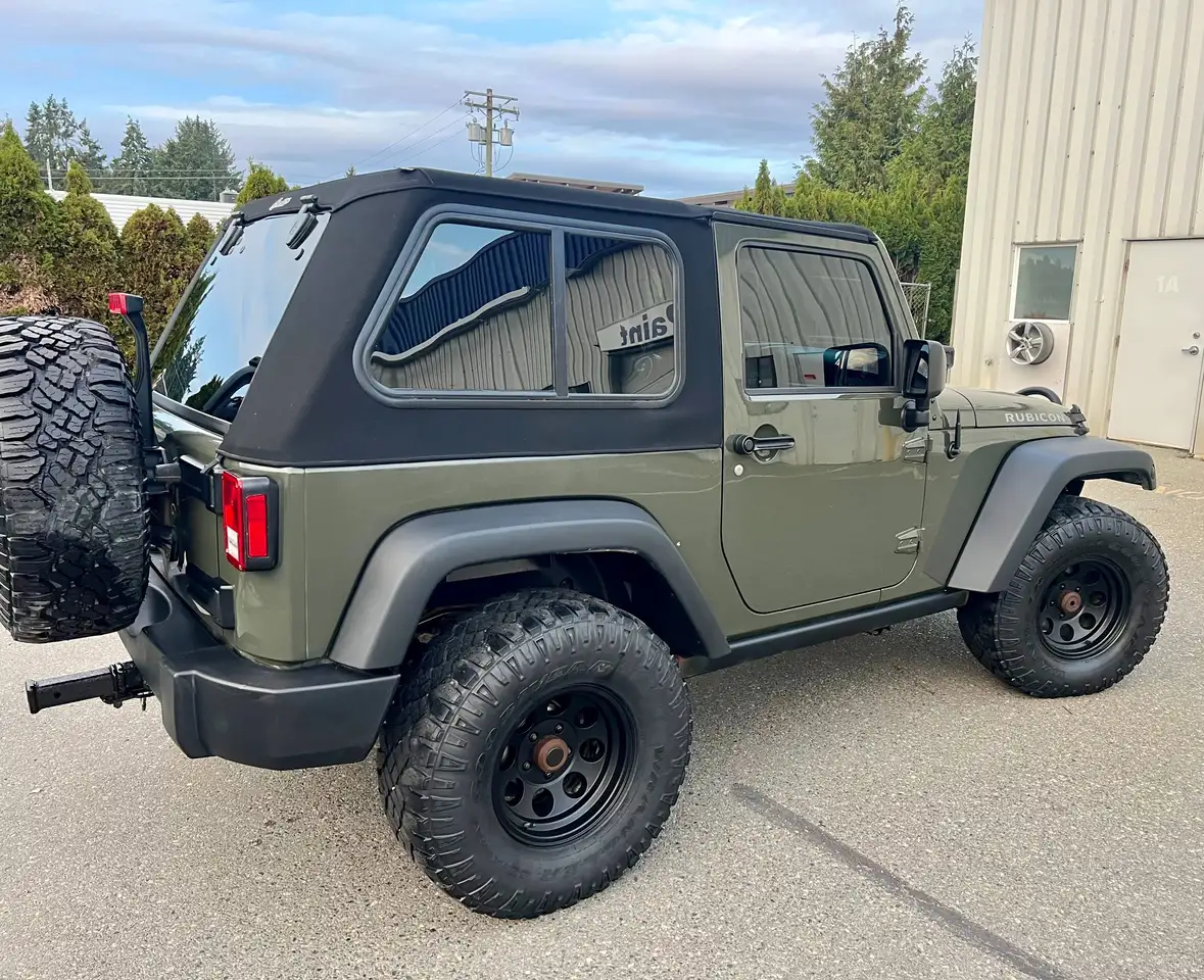 Jeep Wrangler снимка Jeep Wrangler