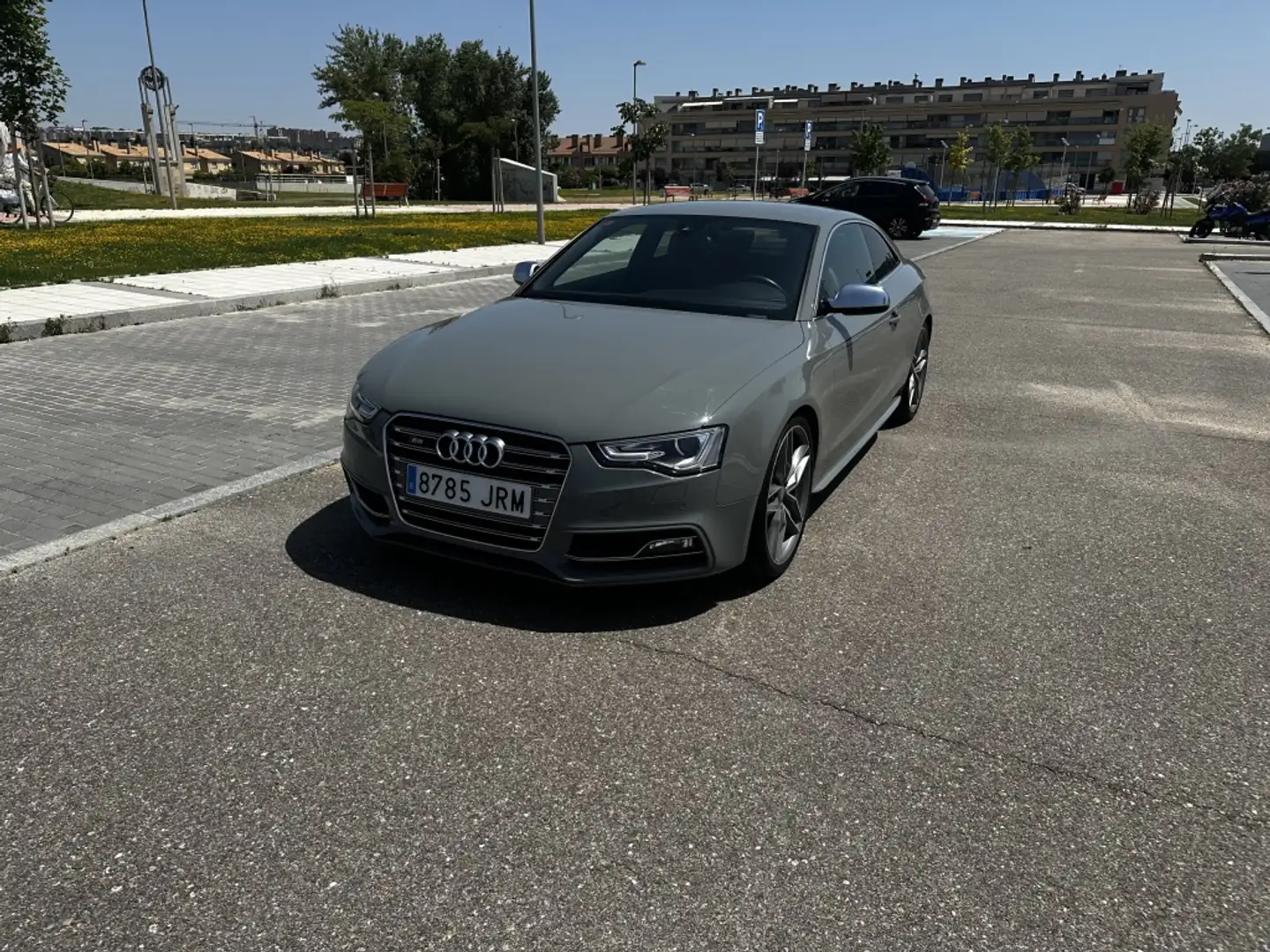 Audi S5 Coupé 3.0 TFSI quattro S-Tronic Grau - 2