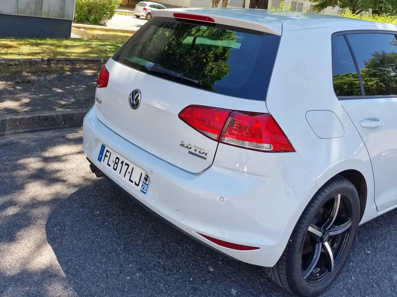 Volkswagen Golf Standard Model — photo 2