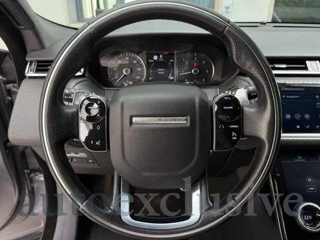 Land Rover Range Rover Velar view 10