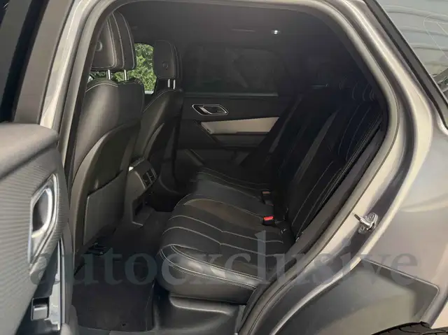 Land Rover Range Rover Velar view 9