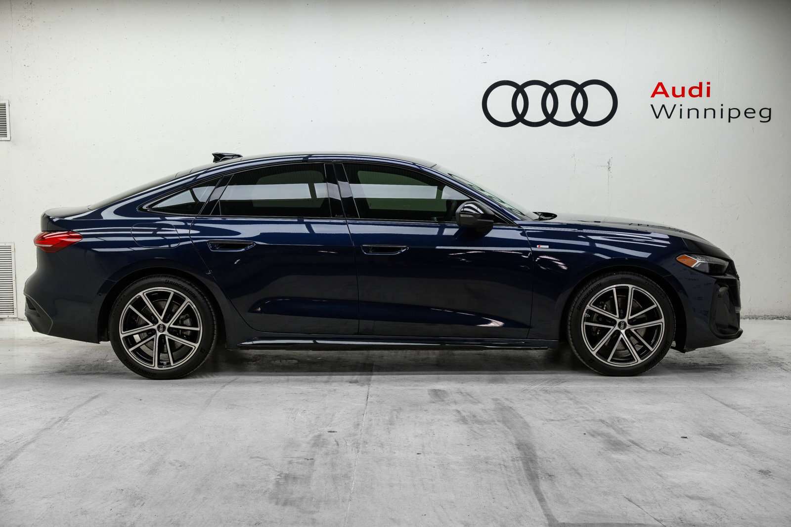 2025 Audi A5 Progressiv | Black Optics | Comfort Interior Packa 2,000 cc 4 cyl alt 4