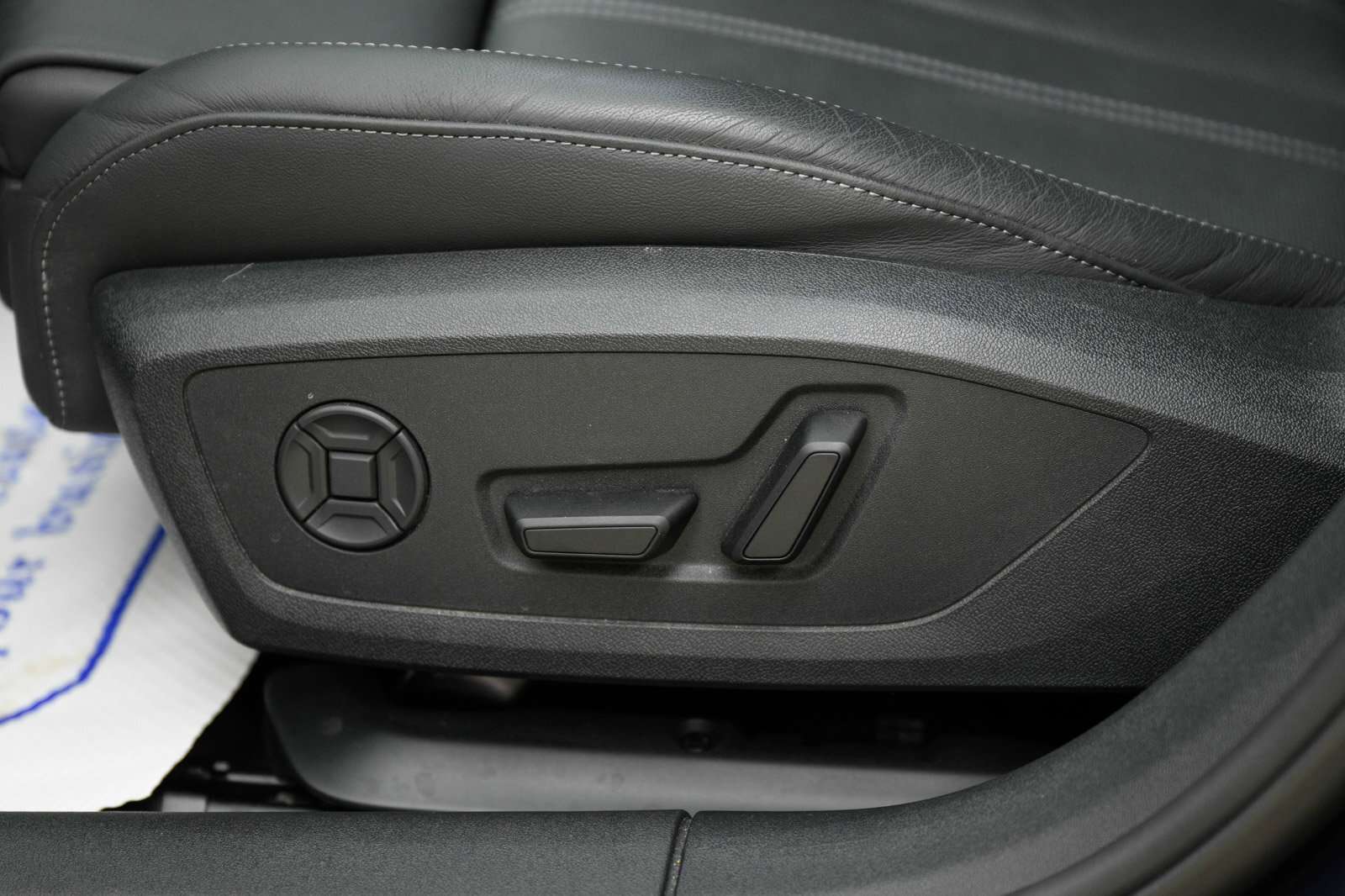 2025 Audi A5 Progressiv | Black Optics | Comfort Interior Packa 2,000 cc 4 cyl thumb 14