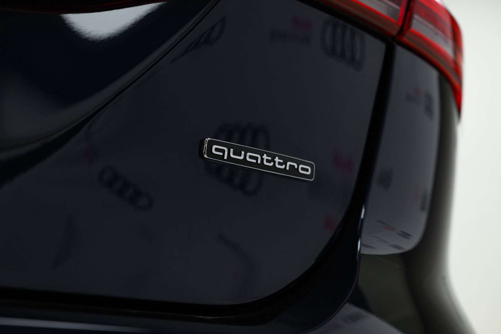 2025 Audi A5 Progressiv | Black Optics | Comfort Interior Packa 2,000 cc 4 cyl thumb 9