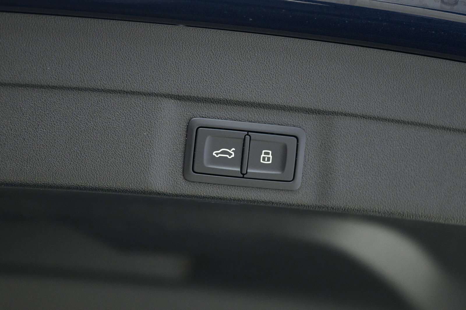 2025 Audi A5 Progressiv | Black Optics | Comfort Interior Packa 2,000 cc 4 cyl thumb 11