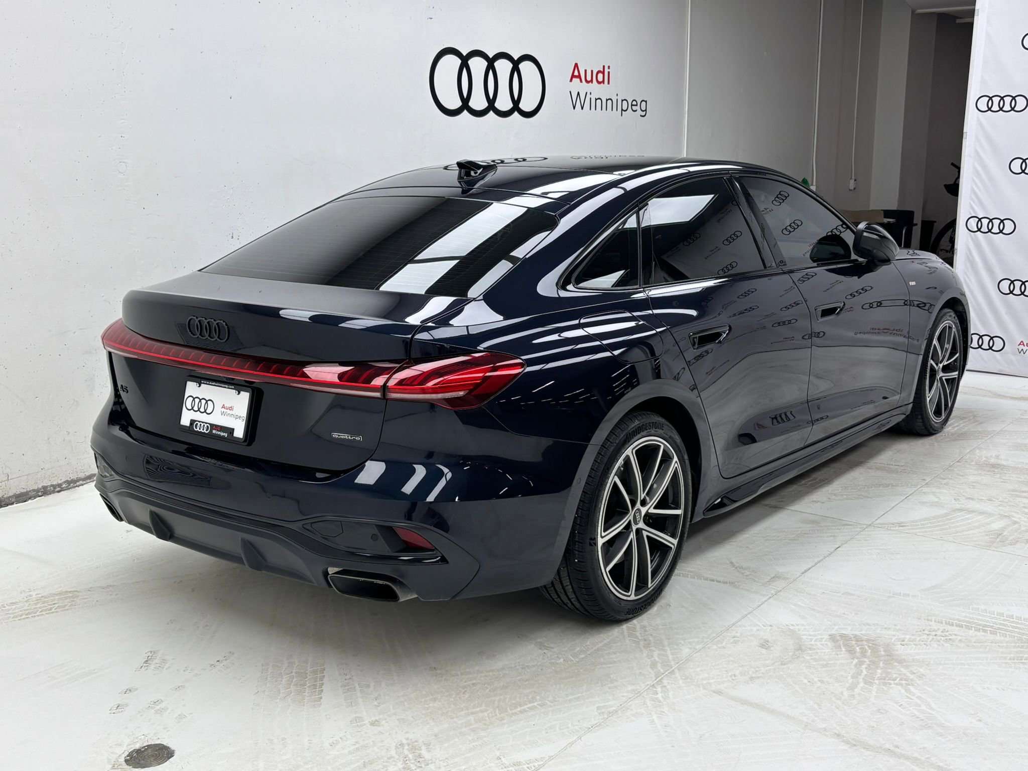 2025 Audi A5 Progressiv | Black Optics | Comfort Interior Packa alt 4