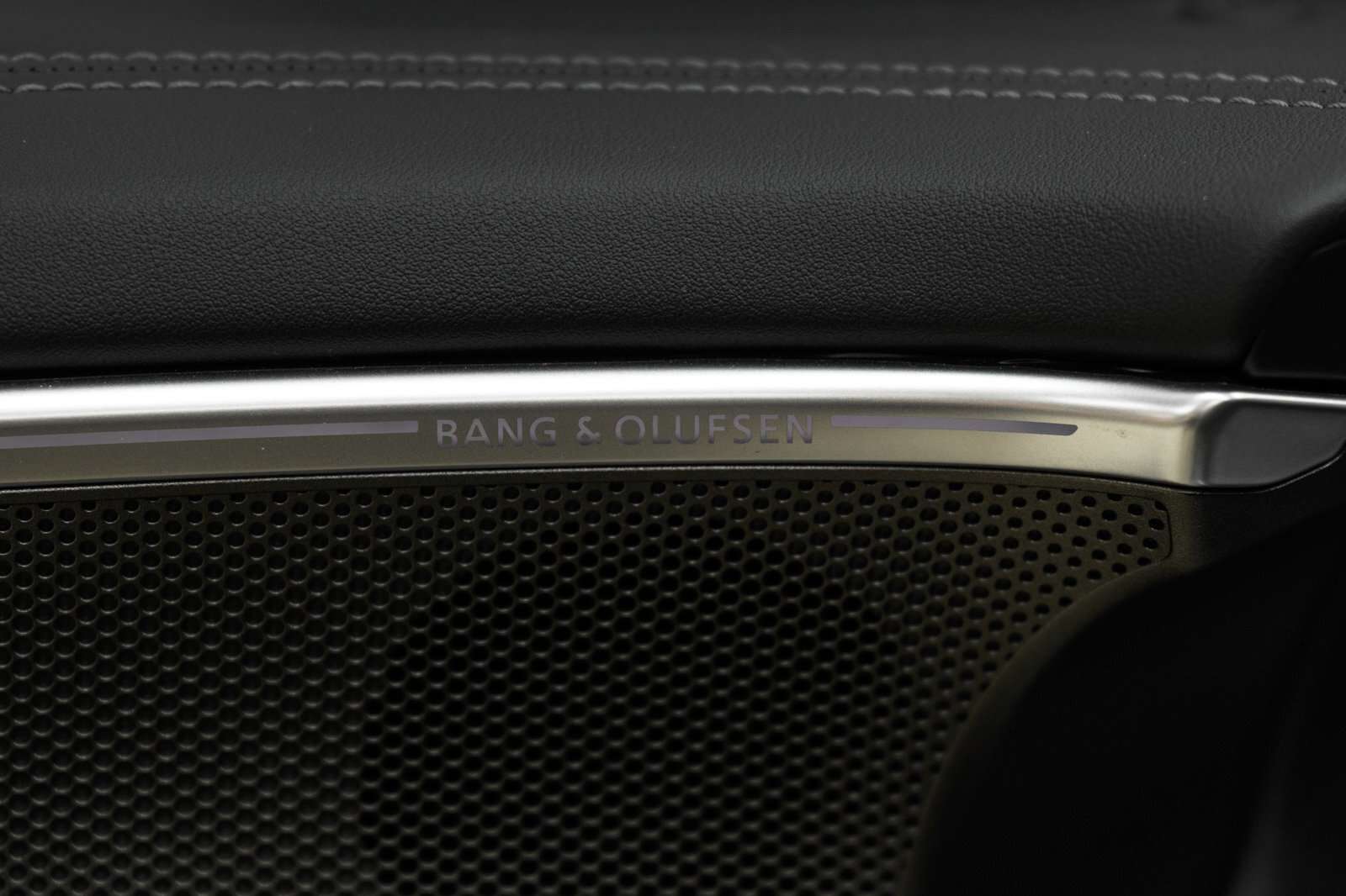 2025 Audi A5 Progressiv | Black Optics | Comfort Interior Packa 2,000 cc 4 cyl thumb 13