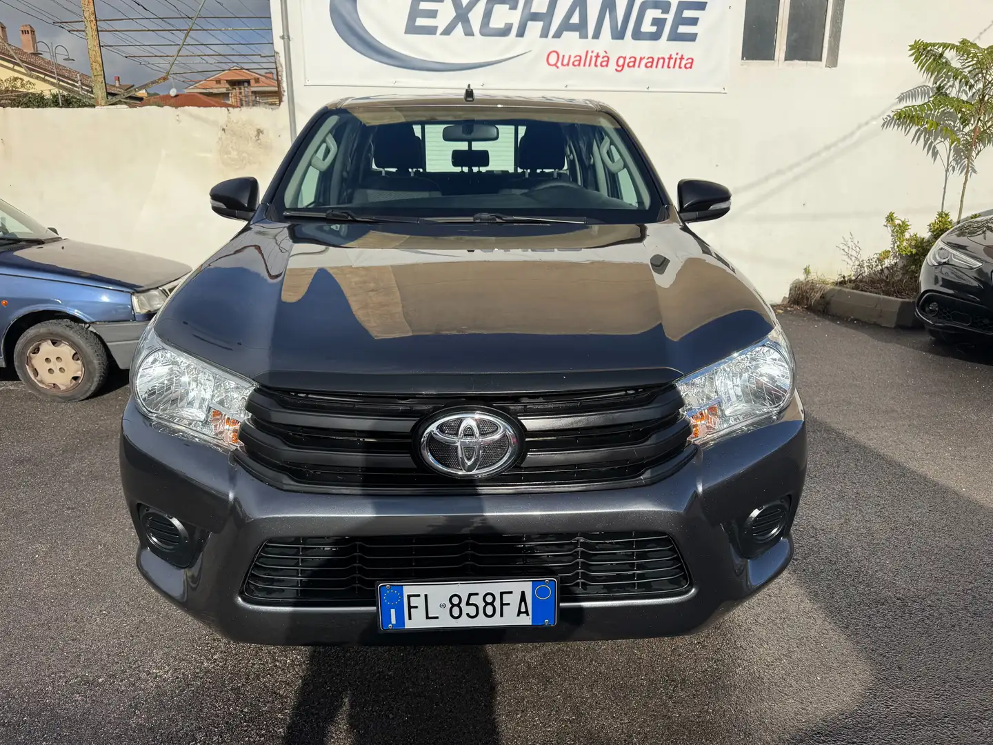 Toyota Hilux Hilux 2.4 d-4d double cab Comfort 4wd Gris - 2