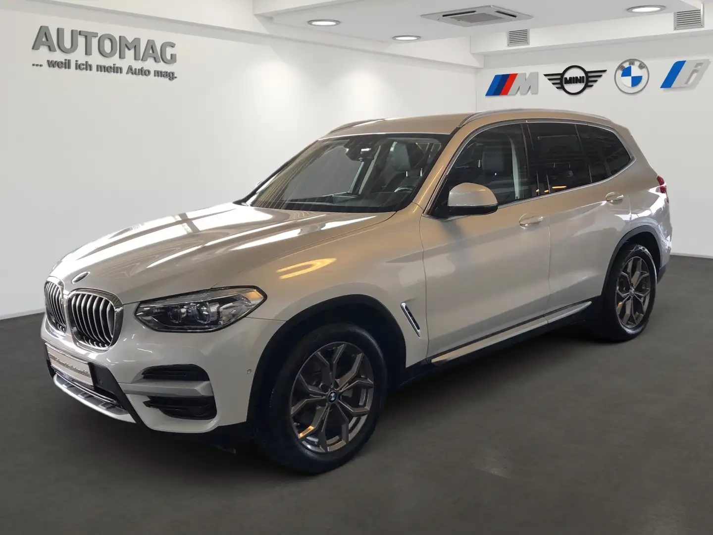 BMW X3 xDrive20d X-Line*AHK*Live Cockpit Prof*Komfortzuga Blanc - 1
