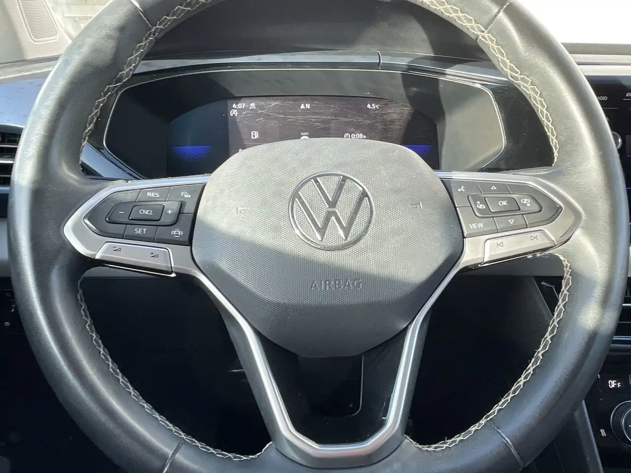 Volkswagen Taos снимка Volkswagen Taos