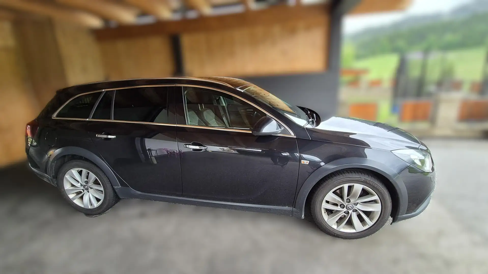 Opel Insignia Country Tourer 2,0 CDTI Ecotec Allrad Start/Stop Zwart - 1