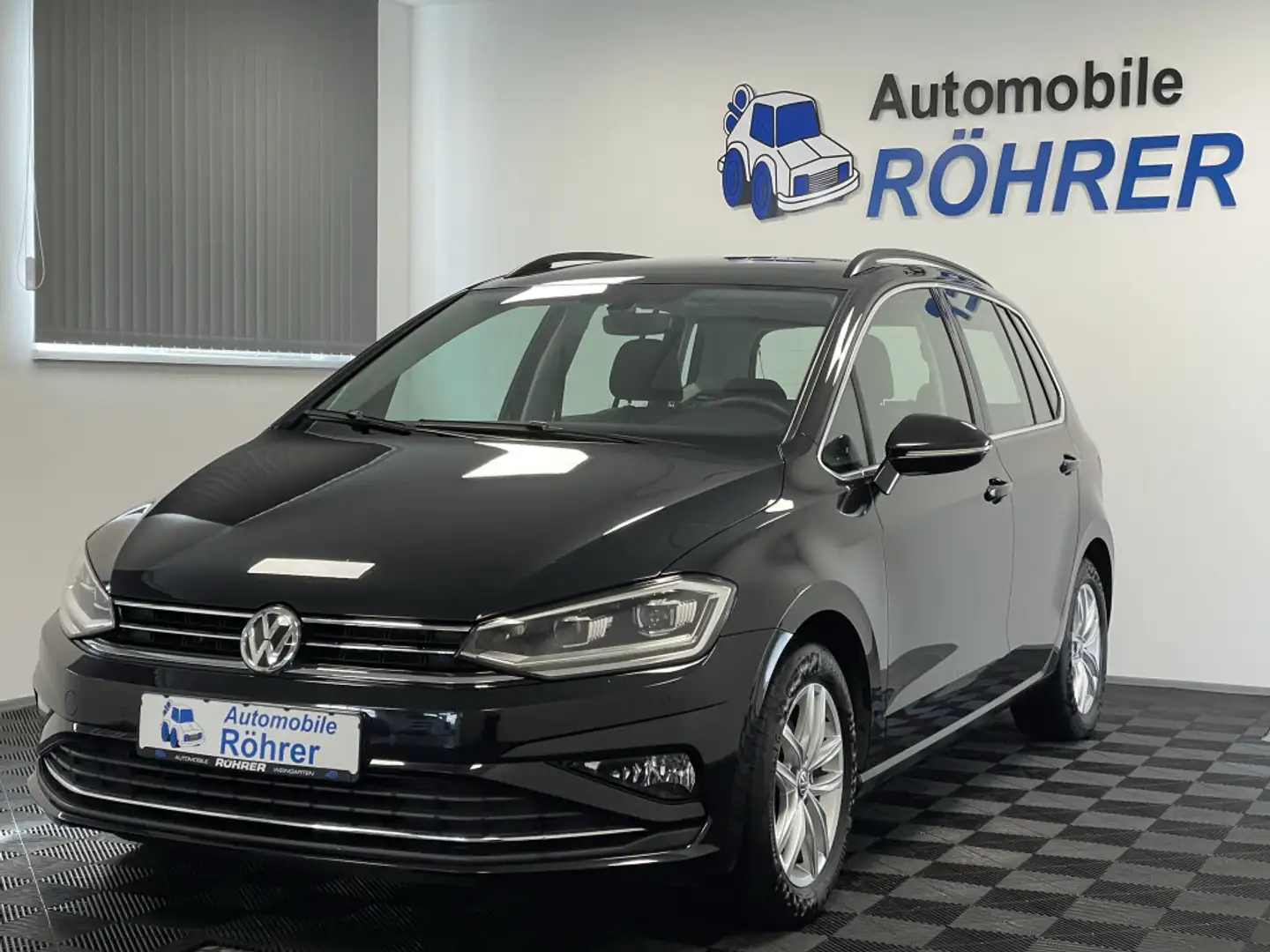 Volkswagen Golf Sportsvan 1.5 TSI DSG BlueMotion Highline Schwarz - 1