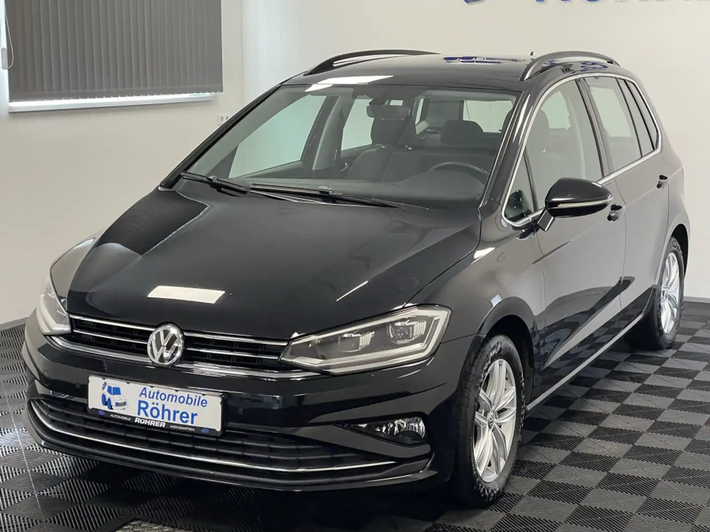 Volkswagen Golf Sportsvan 1.5 TSI DSG BlueMotion Highline Schwarz - 2