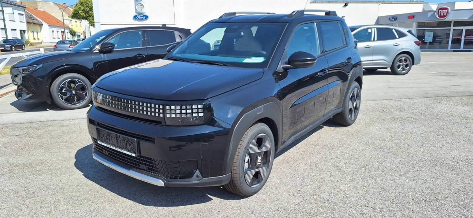 Fiat Grande Panda Hybrid La Prima Automatik Schwarz - 1