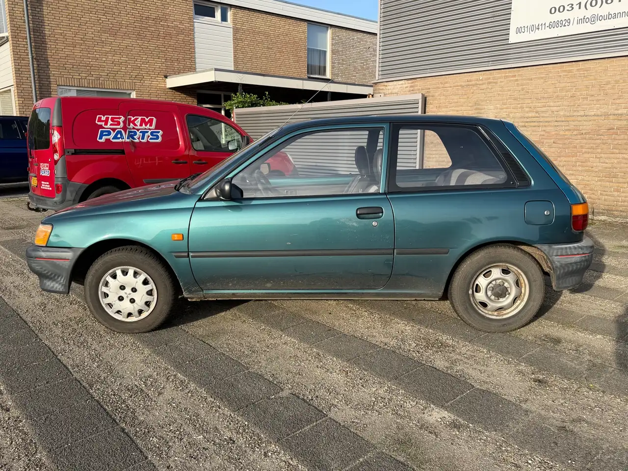 Toyota Starlet 1.3 XLi Limited, foto 10