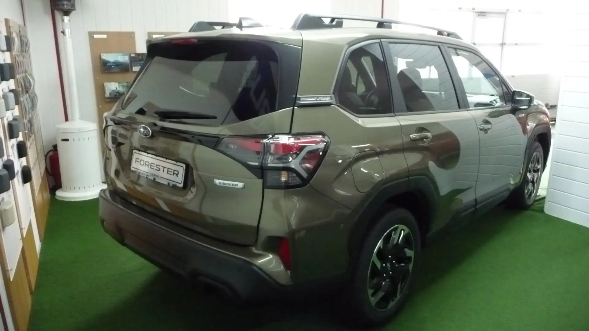 Subaru Forester 2.0ie Lineartronic Exclusive Grün - 2