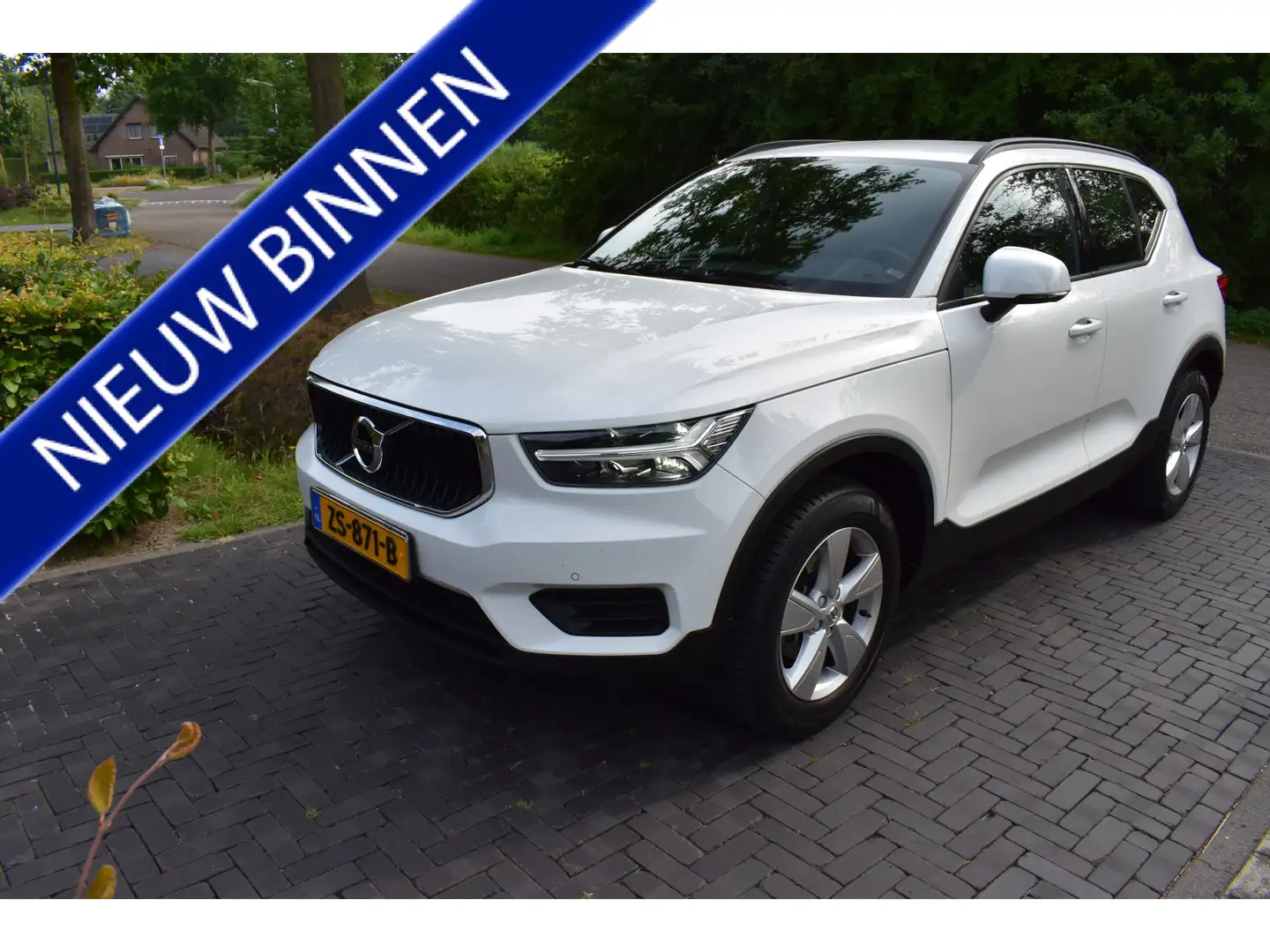 Volvo XC40 1.5 T3 SLÉCHTS 52DKM TREKHAAK NIEUWSTAAT! White - 1