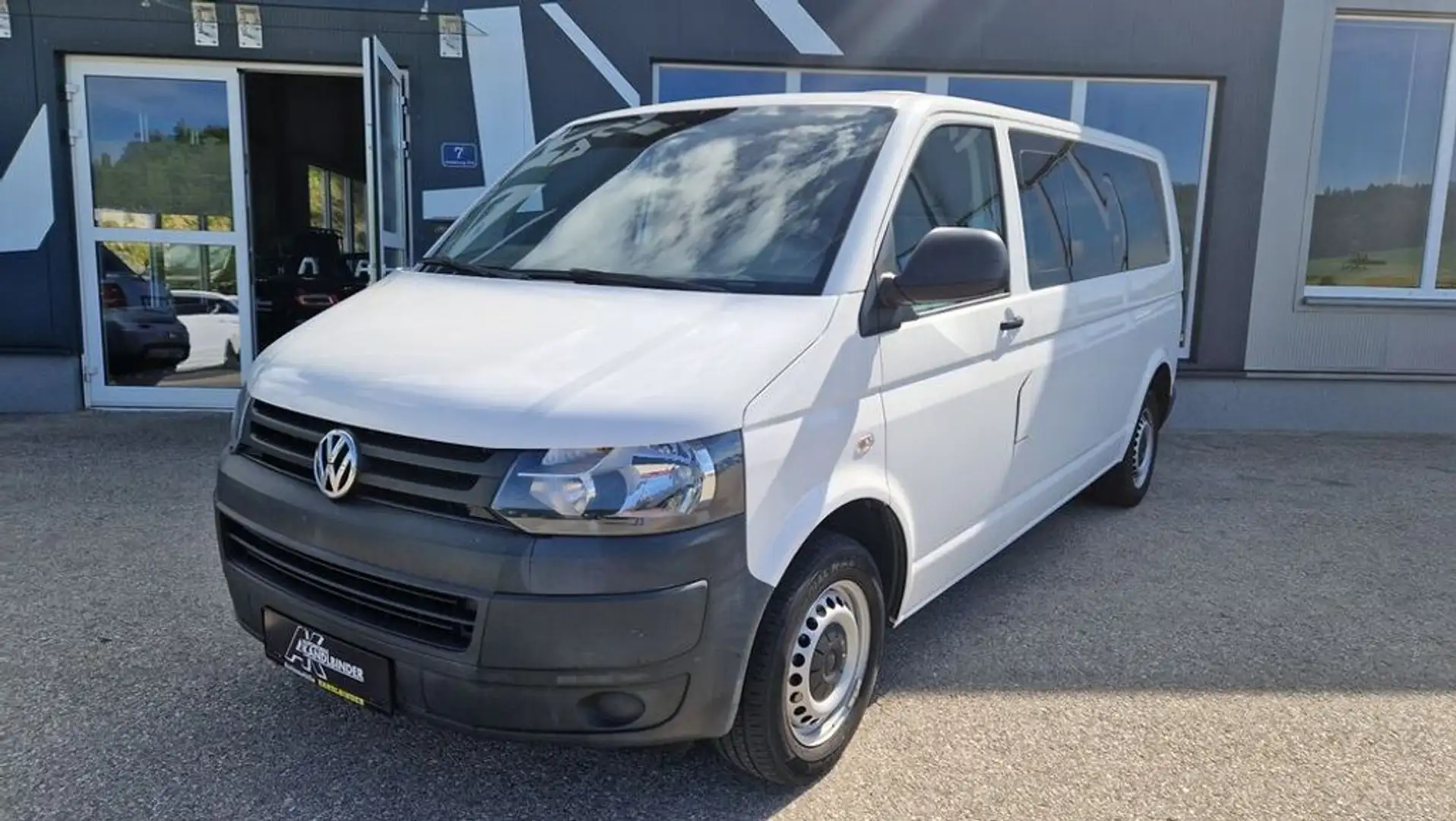 Volkswagen T5 Kombi 2,0 TDI LR ''9-Sitzer'' ''AHV'' Blanc - 1