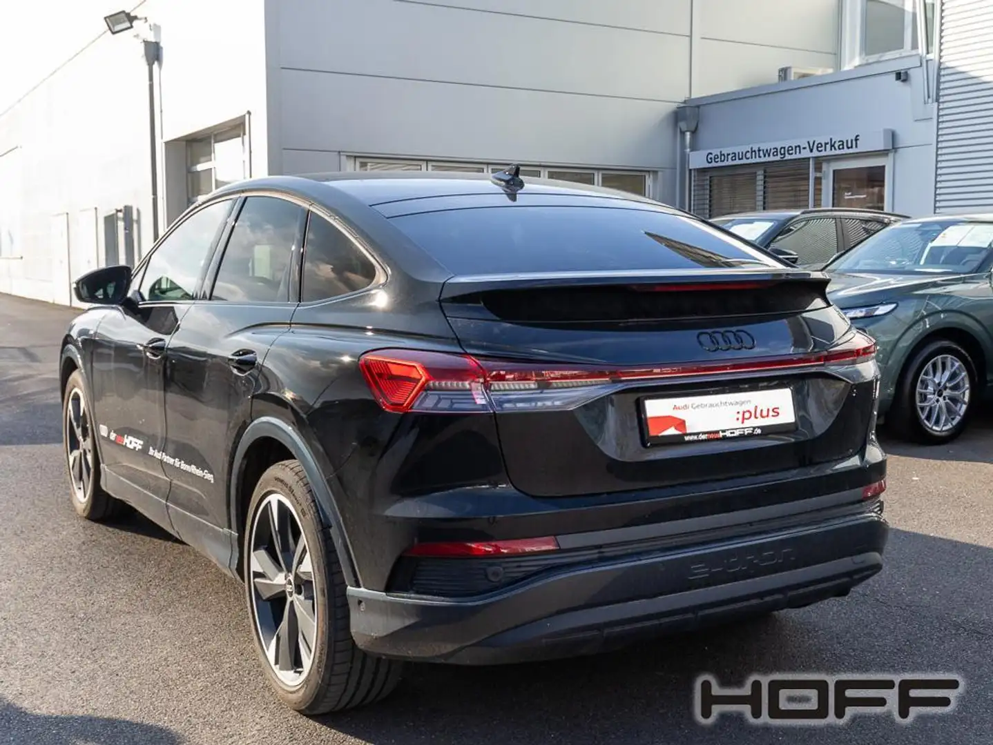 Audi Q4 e-tron 45 Sportback 210 kW S line Matrix AHK 20Zoll Schwarz - 2