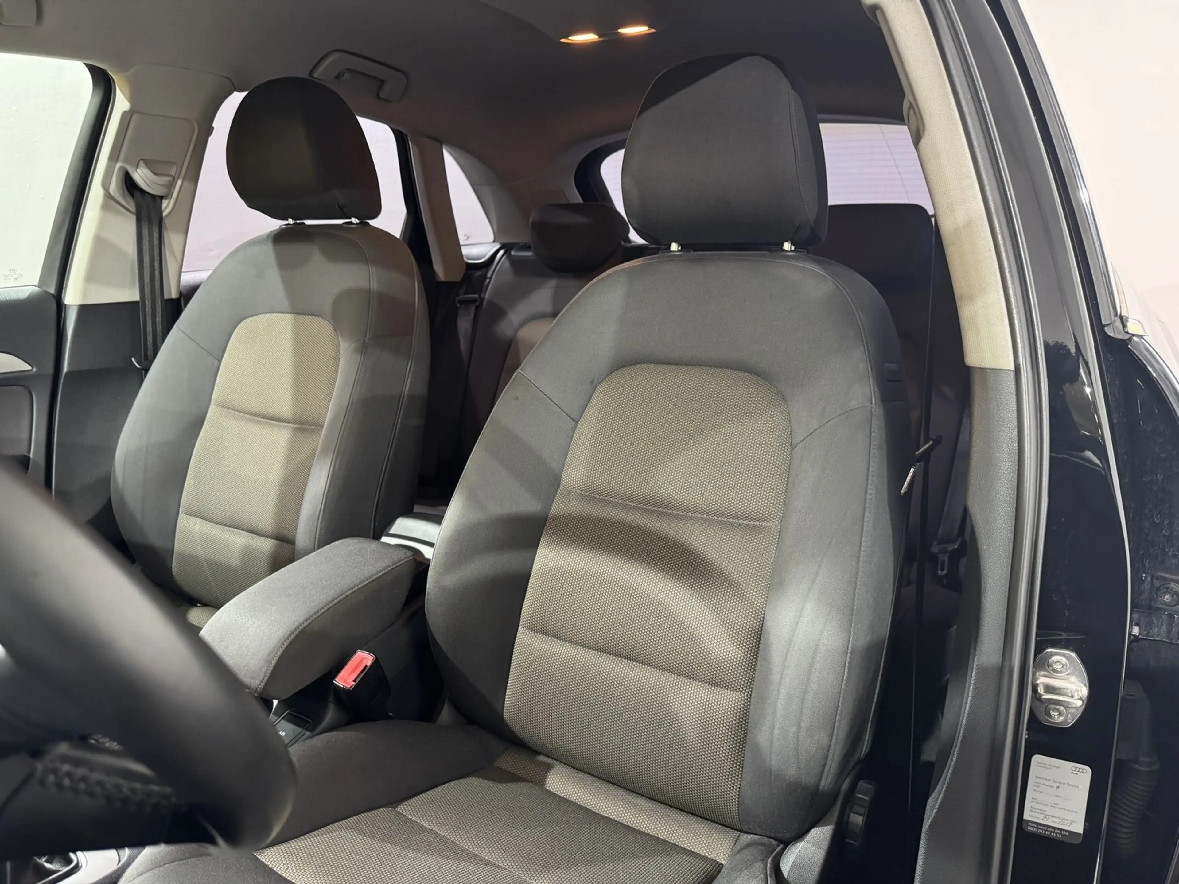 Audi Q3 2.0 TDI *Bluetooth*Xenon*Sitzhzg.*PDC*Navi* — photo 15