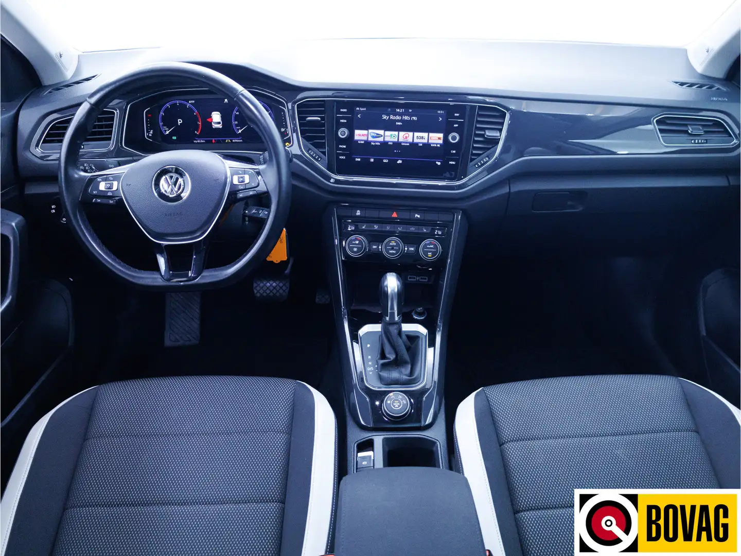 Volkswagen T-Roc 2.0 TSI 4Motion Sport 191 PK | Beats Audio | Panor Weiß - 2