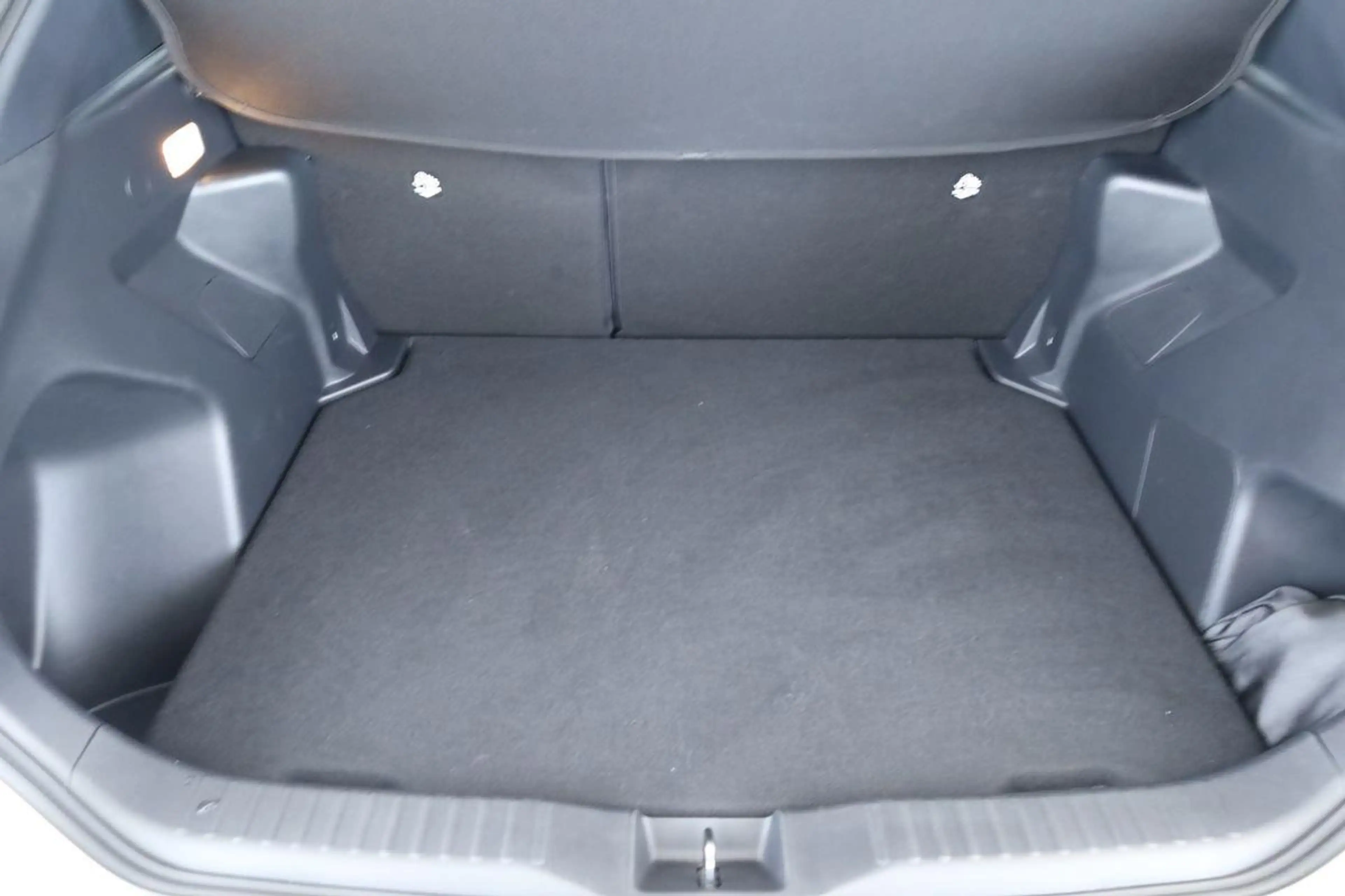 Toyota Yaris Cross Hybrid Teamplayer LED Nav SitzHZ Kam — photo 11