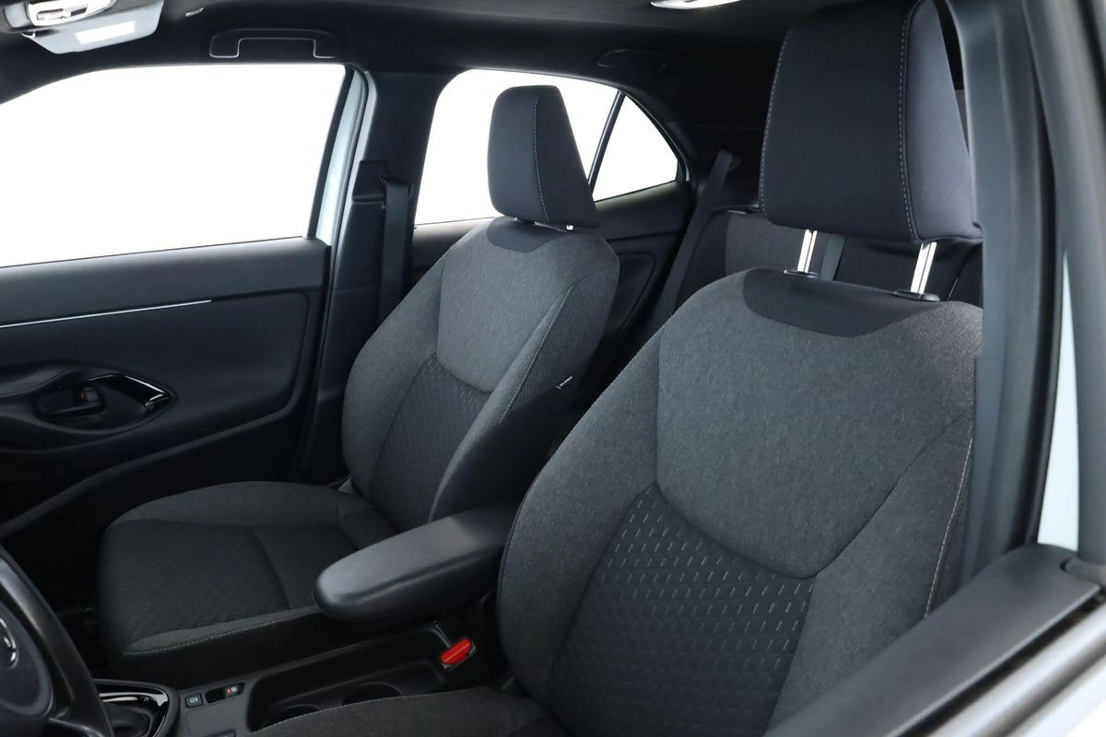 Toyota Yaris Cross Hybrid Teamplayer LED Nav SitzHZ Kam — photo 10