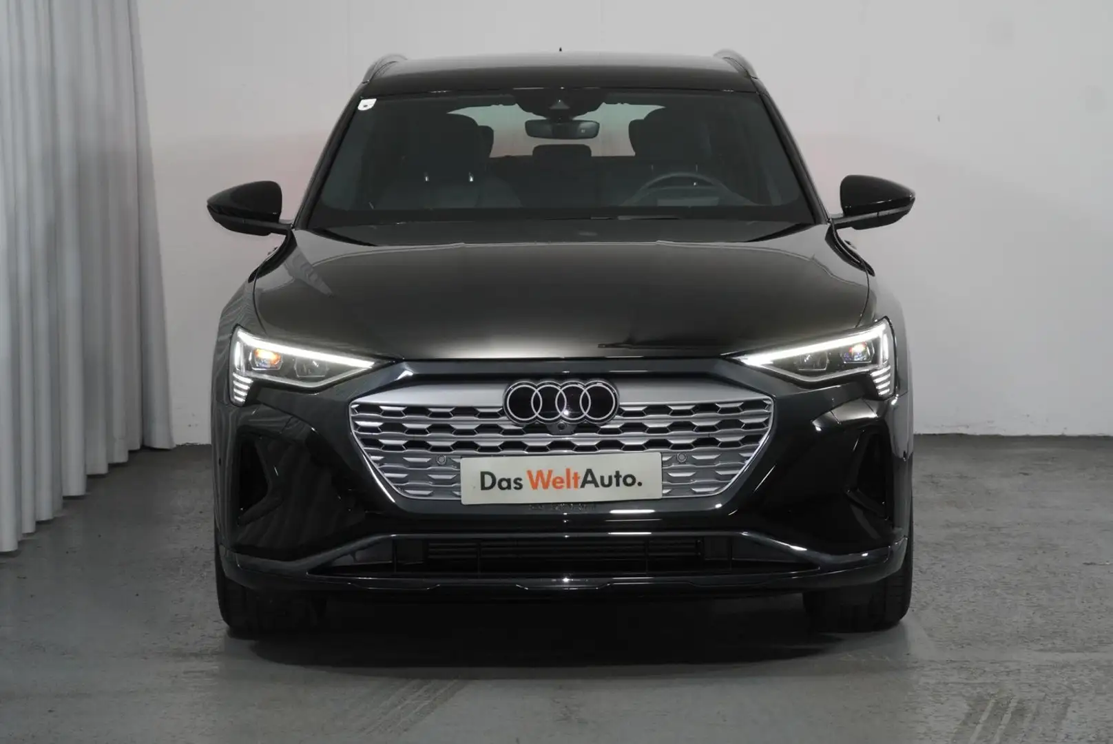 Audi Q8 50 e-tron quattro advanced Schwarz - 2